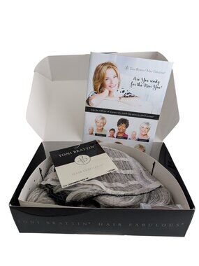 Toni Brattin Wig 313 CHARMING Regular Heat Friendly LIGHT GREY New with Tags